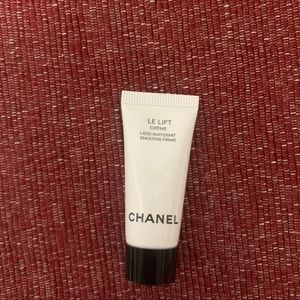 FREE SHIPPING - Chanel Le Lift Crême 5 mL